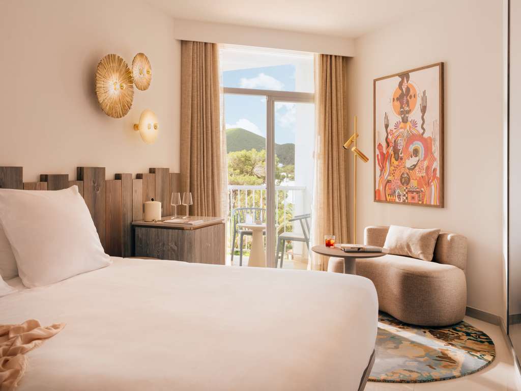 b8x5_rokgbmv_00_p_1024x768